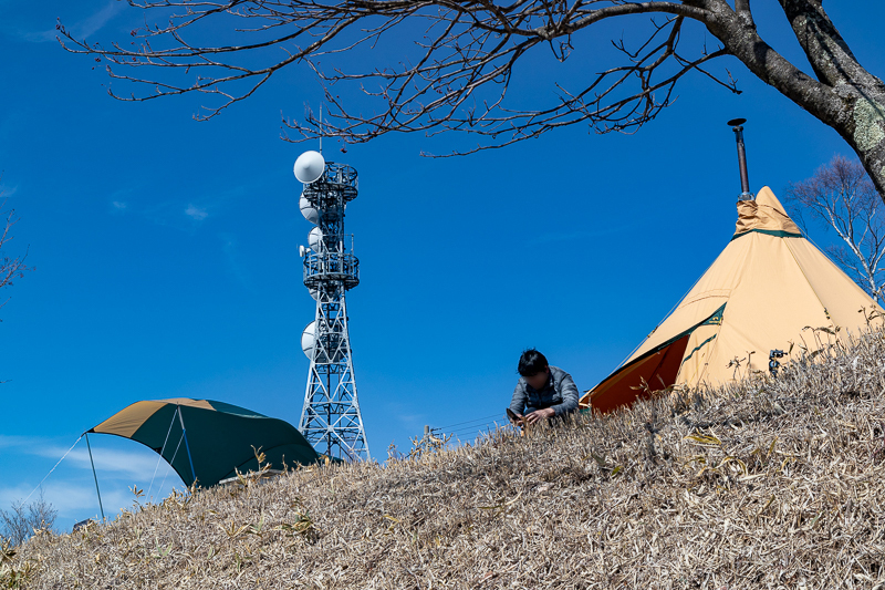 陣馬形山到着