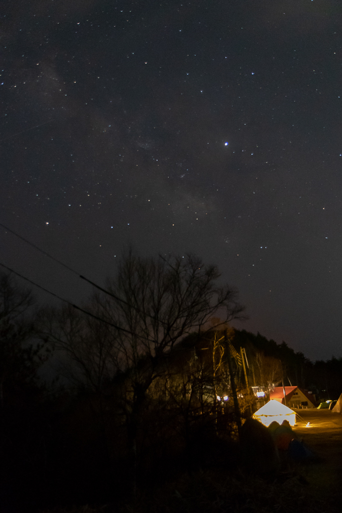 星空と陣馬形山