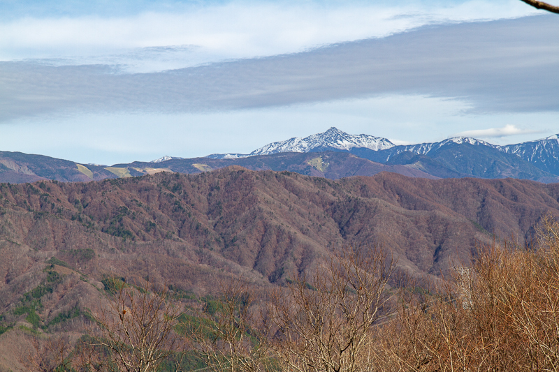 陣馬形山キャンプ場から見る南アルプス