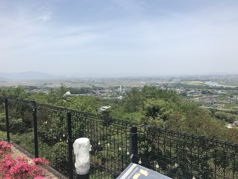 水晶の湯から望む濃尾平野